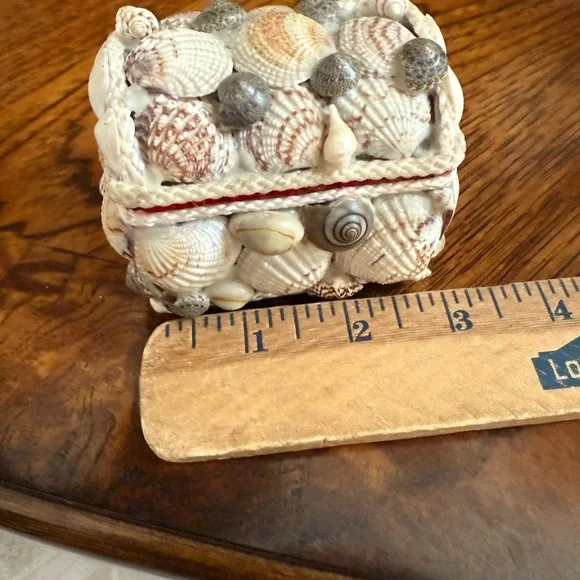 vintage shell trinket box - Picture 5 of 7